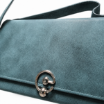 damentasche-geldboerse-crossbody-fify-gruen-1-png